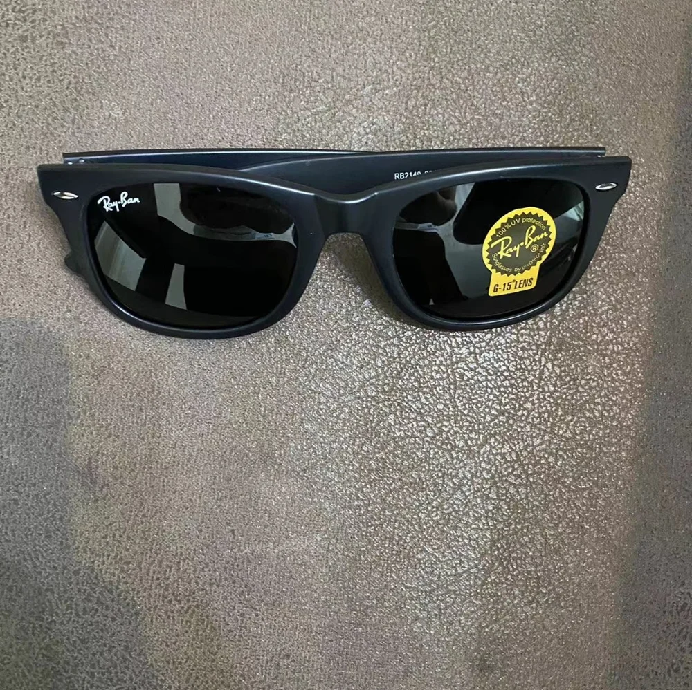 Ray-Ban 2140 Sunglasses 54mm black Frame - Picture 5 of 5